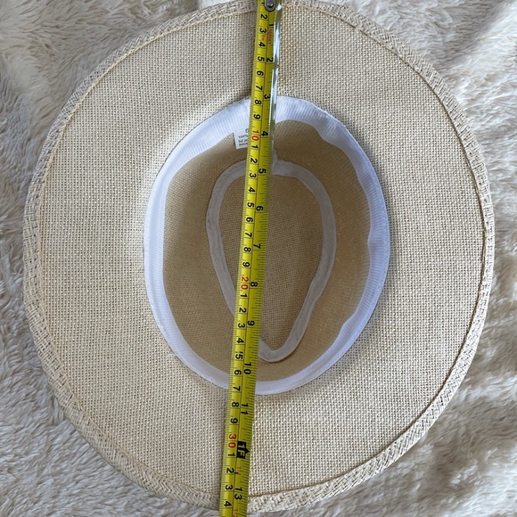 Hat - Picture 10 of 11